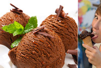 Na čokoládové zmrzlině si pochutnáváme již 325 let! Jak si ji připravit doma?