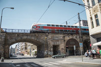 Oprava Negrelliho viaduktu: Vlaky v Praze budou jezdit jinak dva roky