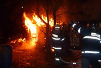 Tragický požár u Cvrčovic na Kladensku: Hasiči tam našli mrtvé tělo!