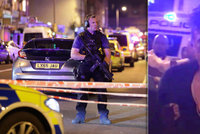 Do muslimů v Londýně najel Darren (48). Teroristou v dodávce byl táta čtyř dětí