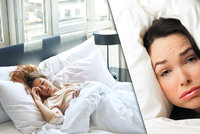 Jak se vyspat ve vedru? 10 rad, které vám pomohou
