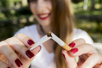 Kuřáků ubývá. Británie by mohla být za pár let úplně bez cigaret, tvrdí studie