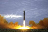 Kimův režim opět „zlobí“: Odpálili dvě rakety, varují jižní sousedé