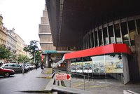 Transgas půjde k zemi: Majitel požádal o demolici kontroverzní budovy na Vinohradech