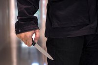 Brutální útočník (34) přeťal nožem tepnu návštěvníka klubu (36): Obvinili ho z pokusu o vraždu