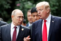 ONLINE: Trump a Putin mají první oficiální schůzku. „Rande“ začíná mezi čtyřma očima