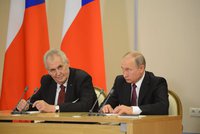 Putin láká Zemana do Moskvy: Bude to symbol družby, napsal na Hrad