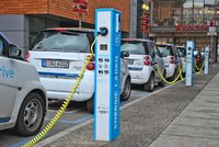 Praha zruší dvě zakázky na sdílené elektromobily, chce víc poskytovatelů. Zkrotí i koloběžky