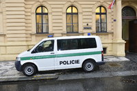 Zásah v budově vrchního soudu v Praze: Jednoho ze soudců zatkli kriminalisté