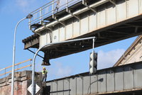 Omezení dopravy mezi Nuslemi a Vršovicemi: Způsobí ho oprava železničního mostu