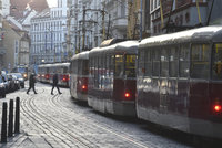 Dopravní »šlamastyka« v centru Prahy: Kvůli prasklé koleji nejezdily tramvaje