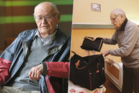 Režisér Václav Vorlíček (87) po operaci: Zotavuje se doma
