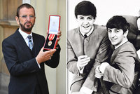 Bubeník Beatles Ringo Starr: Povýšili ho do rytířského stavu!