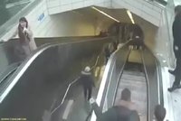 Hrozivé video: Eskalátor plný lidí se za jízdy rozevřel a vcucl muže