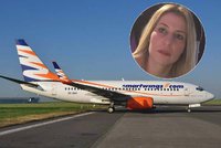 Matka dvou dětí vypadla z letadla: Je v kritickém stavu