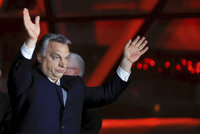 Babiš kvůli Orbánovi „promrskal“ maďarštinu. Okamura řeší Sorose i neziskovky