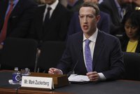 Šéf Facebooku chce tvrdší kontrolu obsahu webu. Zuckerberg k tomu vyzval vlády