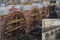 Negrelliho viadukt fascinuje Pražany! Opravy jsou ve čtvrtině, městu se po 170 letech ukazuje nahý