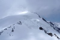 V Alpách zemřeli čtyři skialpinisté. Od chaty je dělilo jen 113 metrů
