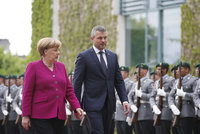 Merkelová čeká od Slováků vyřešení vraždy novináře Kuciaka a jeho snoubenky