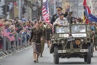 V Plzni začaly Slavnosti svobody: Nabídnou kempy, koncerty i konvoj historických vozů