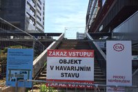 Havarijní stav terasy nad stanicí metra Budějovická: Po 43 letech ji opraví, začít se má ještě letos