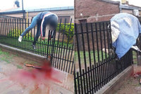 Hrůzné foto mrtvoly na plotě: Vrahovi na útěku selhala zbraň!