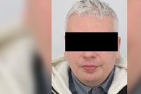 Pacient z Bohnic s nařízenou sexuologickou léčbou 3 dny běhal po Praze: Zdeňka (41) policie dopadla