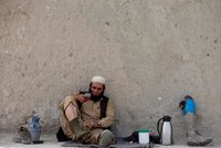 Výbuch narušil výjimečné afghánské příměří. Pro české vojáky stejně neplatí