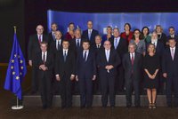 Královské platy lídrů EU: Kolik berou eurokomisaři a kdo je kdo v Junckerově partě?