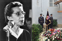 Symbol boje proti komunismu: Lidé uctili památku popravené Milady Horákové na místě, kde zemřela