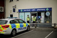 Britská policie našla lahvičku od novičoku. Jedna z obětí ji měla doma
