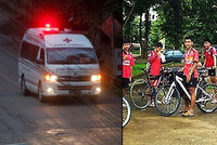 ONLINE: Zázrak, první chlapci jsou z jeskyně venku. Proč Thajci přerušili evakuaci?
