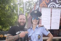 Romantický motorkář Jan hledá krásnou policistku: Tvůj úsměv zářil jako druhé slunce!