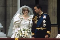 Slavili by 38. výročí! 6 věcí, které jste nevěděli o svatbě Diany a Charlese: Dvě kytice i trapas u oltáře