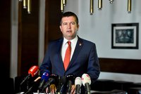 Ředitelka Děvěrová se vrátí na magistrát: Ministr vnitra Hamáček zrušil její odvolání kvůli udělování dotací