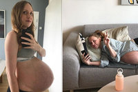 Žena (36) se fotila týden po týdnu celé těhotenství: Takovéhle to je čekat trojčata