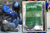 Zombie droga v Ostravě:  Osmý obviněný! Policisté zajistili zatím 130 balení syntetického zabijáku