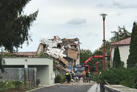 Dům na Prostějovsku vyletěl do povětří: V jeho sutinách našli mrtvého hasiče
