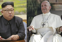 Diktátor Kim zve do KLDR papeže Františka. Vzkaz poslal po jihokorejském prezidentovi