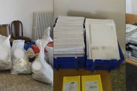 Slovenská pošťačka v Prostějově nedoručovala zásilky: Doma jich měla 8 pytlů, některé otevřela
