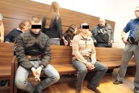 Brutální vražda v autobusu na Smíchově: Chtěl jsem jen odzbrojit střelce, byly tam děti, tvrdí obžalovaný
