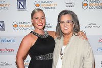 Komička Rosie O'Donnell je zasnoubená: Vezme si o 23 let mladší partnerku!