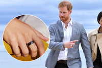 Proč nosí Princ Harry černý prsten? Důvod vás překvapí!