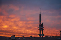 Západ slunce nad Prahou: Hostivařská radnice vyhlásila soutěž pro talentované fotografy
