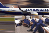 Posádka vyfotila, jak nocuje na letišti na zemi. Ryanair jí dal padáka