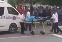 Muž vjel v Číně do lidí na chodníku: Zabil 7 osob