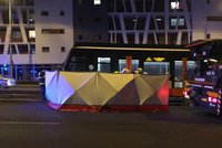 Muž zemřel po srážce s tramvají ve Švehlově: Policie hledá svědky! Totožnost mrtvého stále nezná