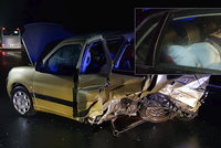Otřesná nehoda u Jíloviště: Řidič měl skoro dvě promile v žíle a dvě malé děti v autě