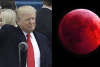 Výročí Trumpovy inaugurace ozáří krvavý Měsíc. „Zlé znamení,“ odtušil pastor